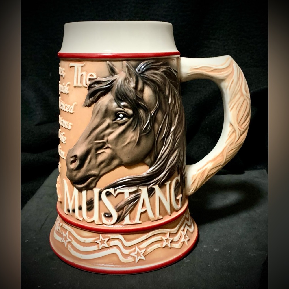 Avon Collectible “Mustang” Stein – 20 oz – Hand Crafted